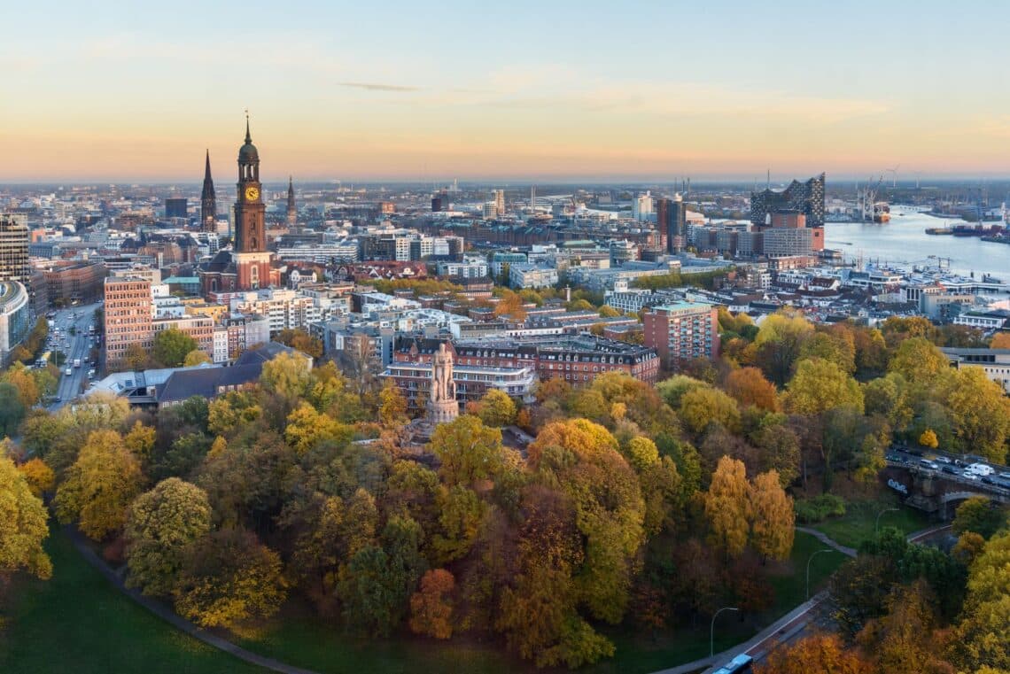 hamburg panorama herbst sonnenuntergang elbphilharmonie michel